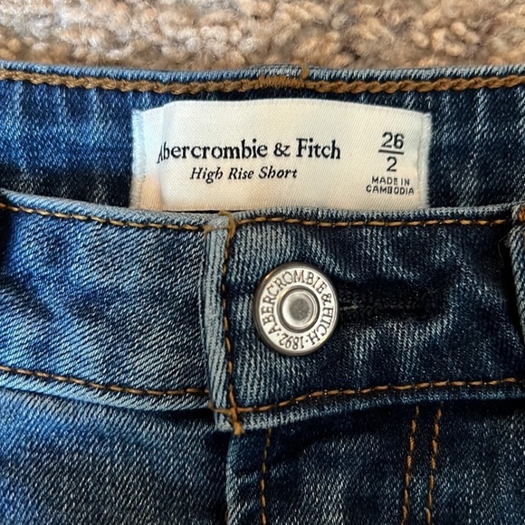 Abercrombie high rise shorts - Size 26/2 - Picture 2 of 5